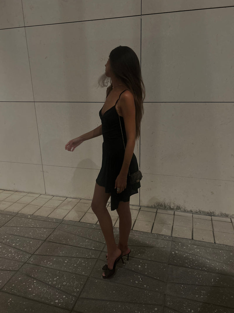 THE BLACK MINI DRESS